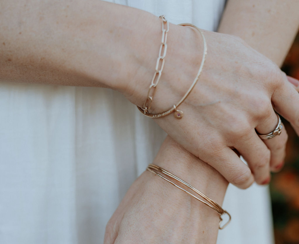 Holiday Gift Guide 2024: Perfect Gifts for Every Special Person in Your Life