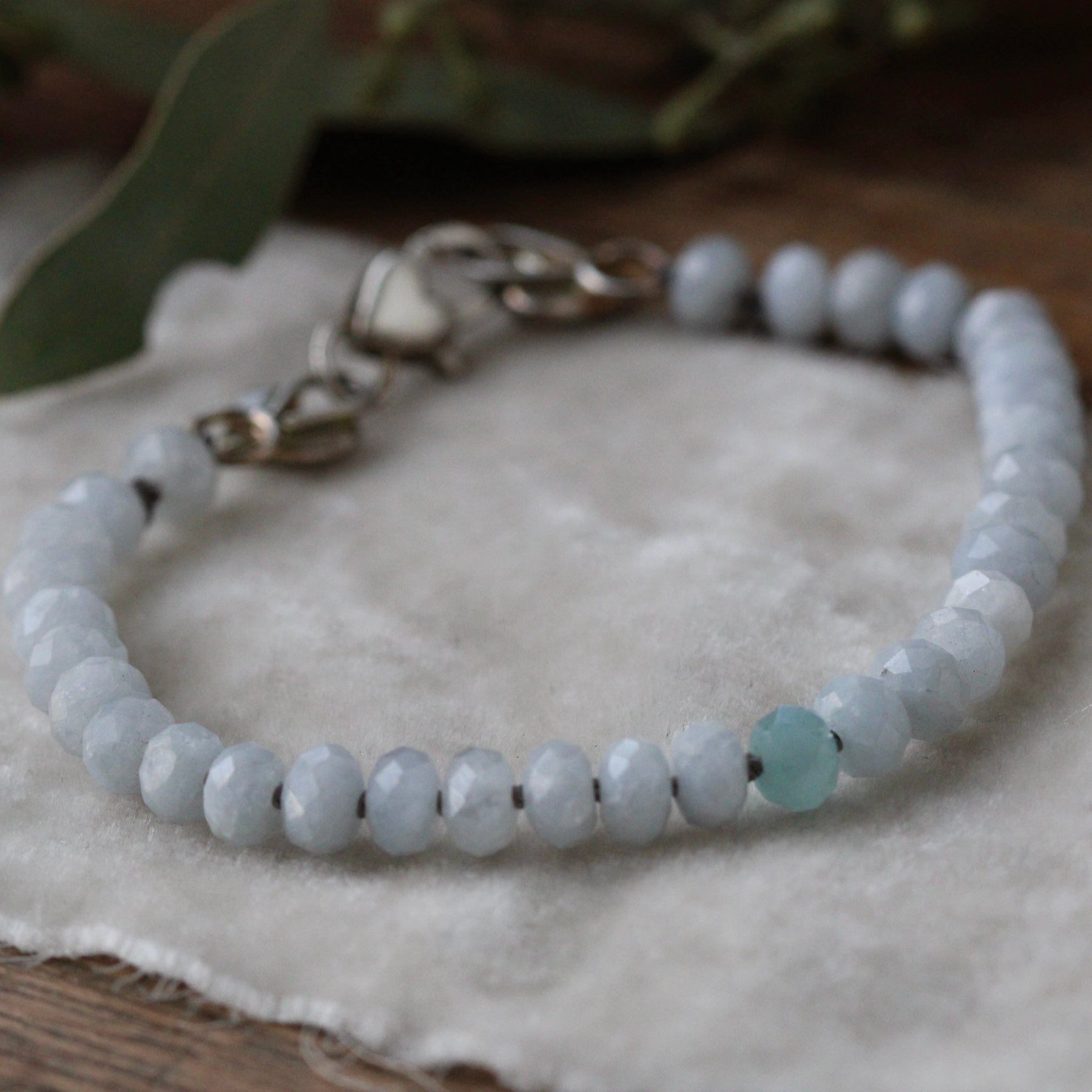 Aquamarine gemstone knotted bracelet