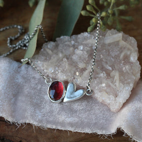 LOVE NOTES Garnet and Sculpted Heart sterling silver Necklace