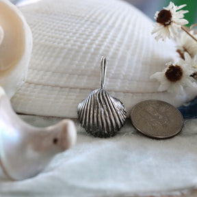 Clam Shell with Citrine Charm Pacific Coast Collection (Copy)