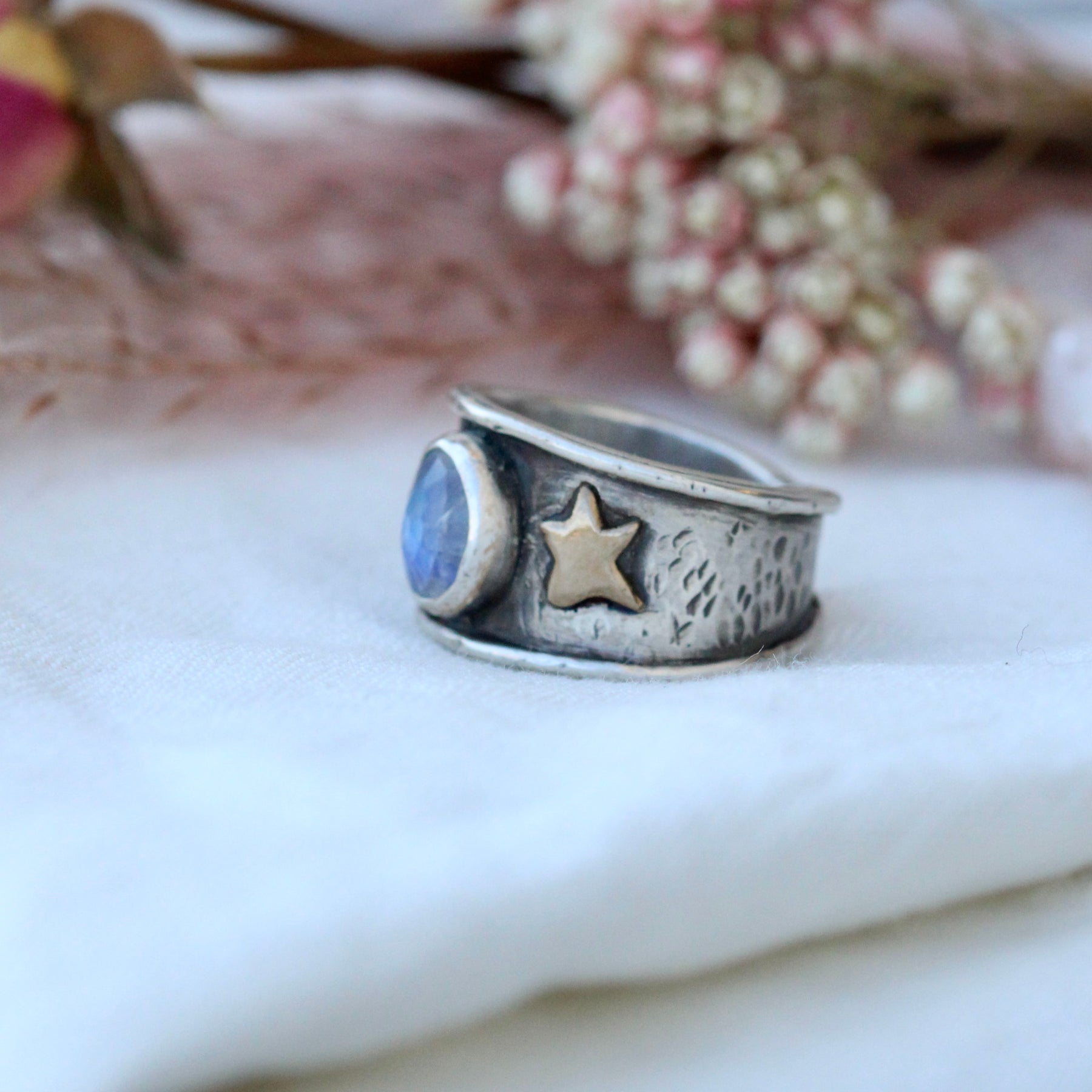CLEARANCE SAMPLE SALE. Moonstone sterling silver ring with stars