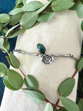 Summer poppy Emerald sterling silver bracelet